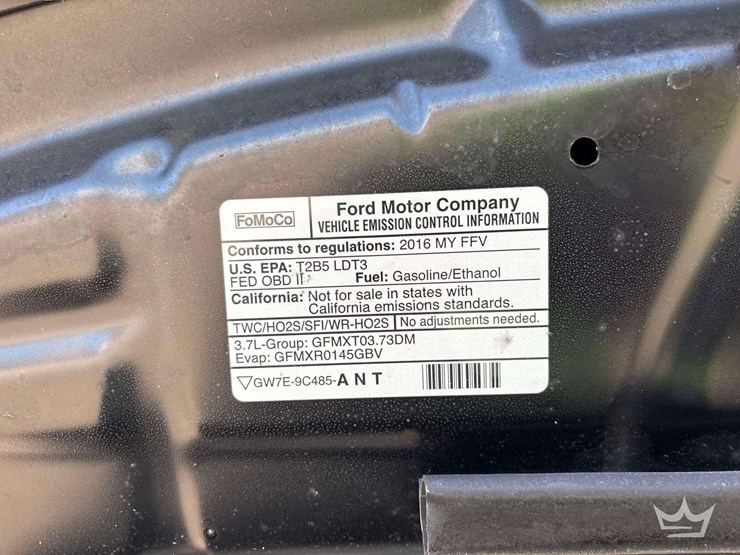 2016-ford-explorer-image-10