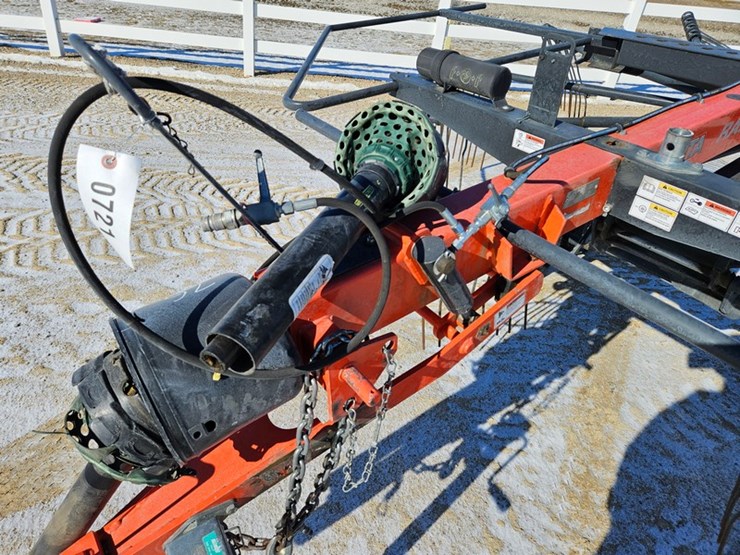 2020-kubota-ra1042t-image-11