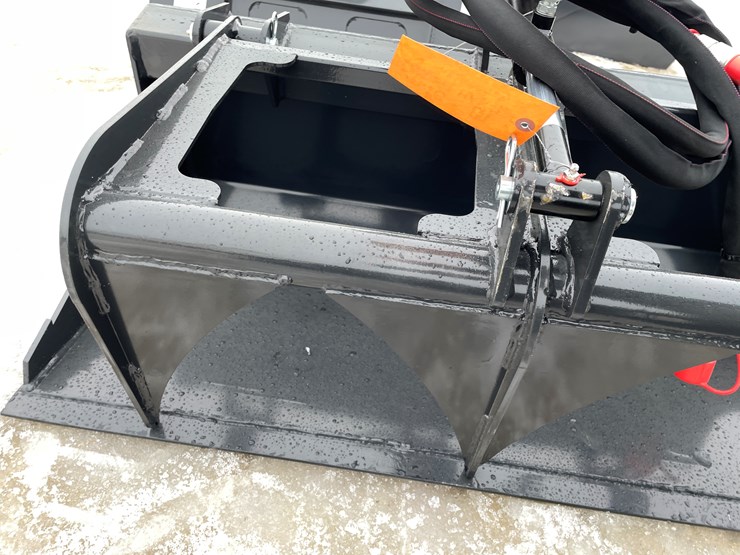 #2346-•-wolverine-mini-skid-steer-stump-grapple-image-15