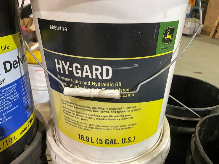 #7051-•-assortment-of-fluids-image-7