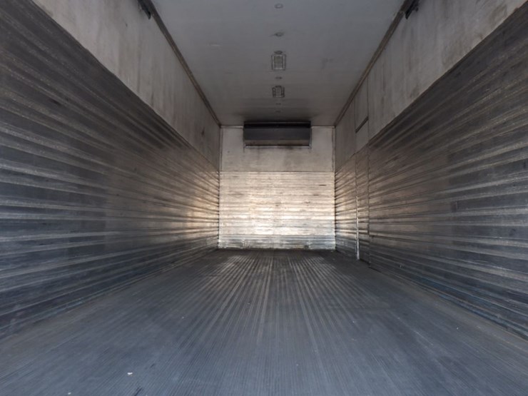 2019-freightliner-cascadia-113-image-7