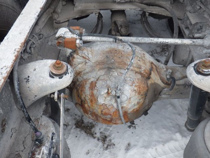 2014-peterbilt-386-image-15