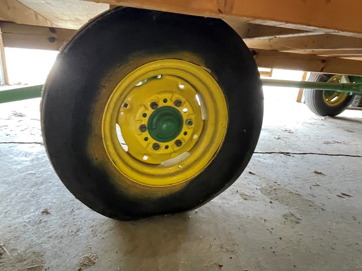 #5915-•-parade-wagon-image-27