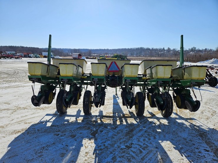 john-deere-7000-image-4