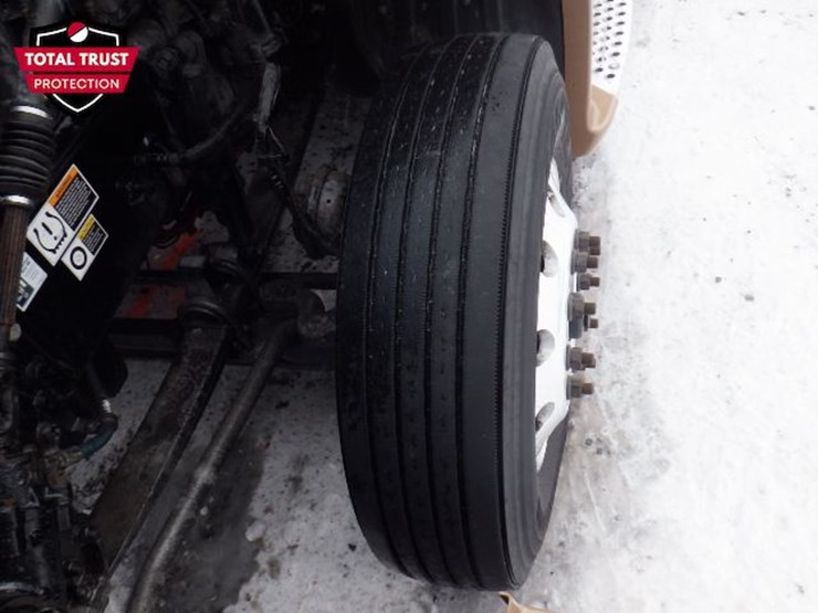 2022-kenworth-t680-image-27