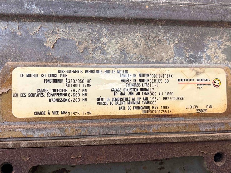 1994-volvo-truck-tractor-image-31