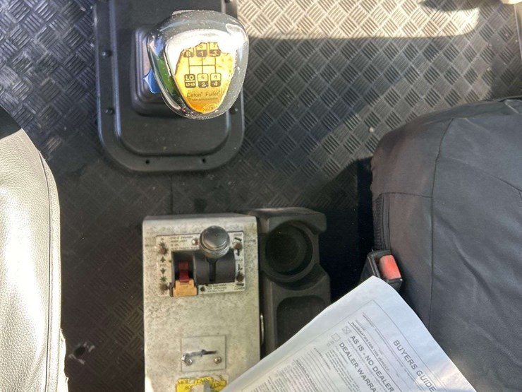 2004-peterbilt-357-image-20