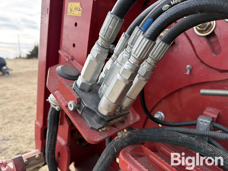 2020-case-ih-8250-image-18