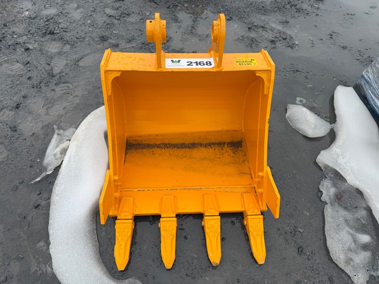 caterpillar-305-image-7