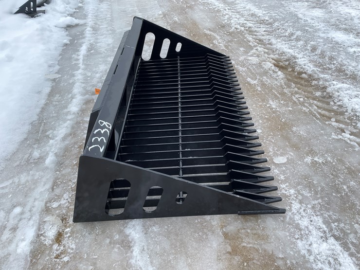 #2338-•-wolverine-skeleton-bucket-image-4