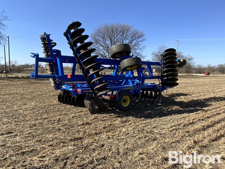 2021-landoll-6231-23-image-5