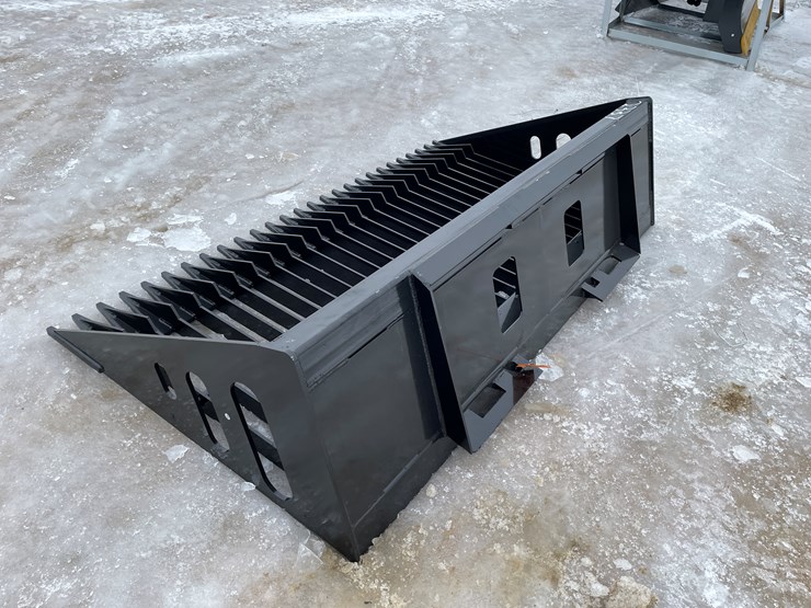 #2337-•-wolverine-skeleton-bucket-image-7