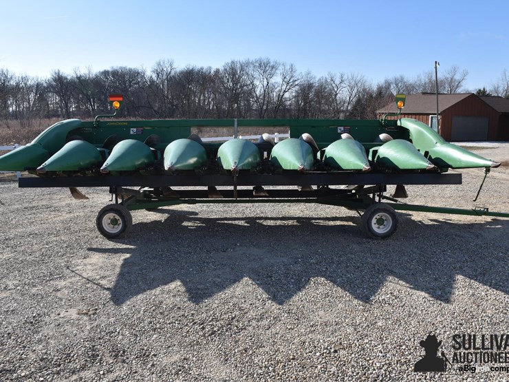 2014-john-deere-608c-image-2