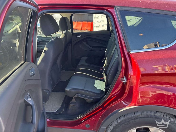 2014-ford-escape-image-19