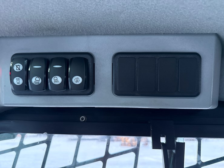 caterpillar-272d2-image-48