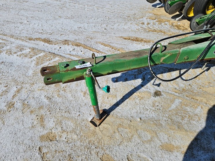 john-deere-7200-image-10