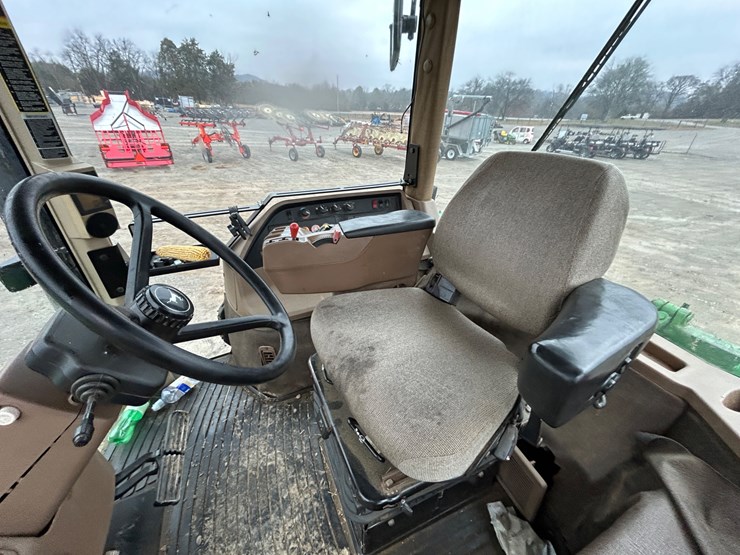 1997-john-deere-8400-image-19