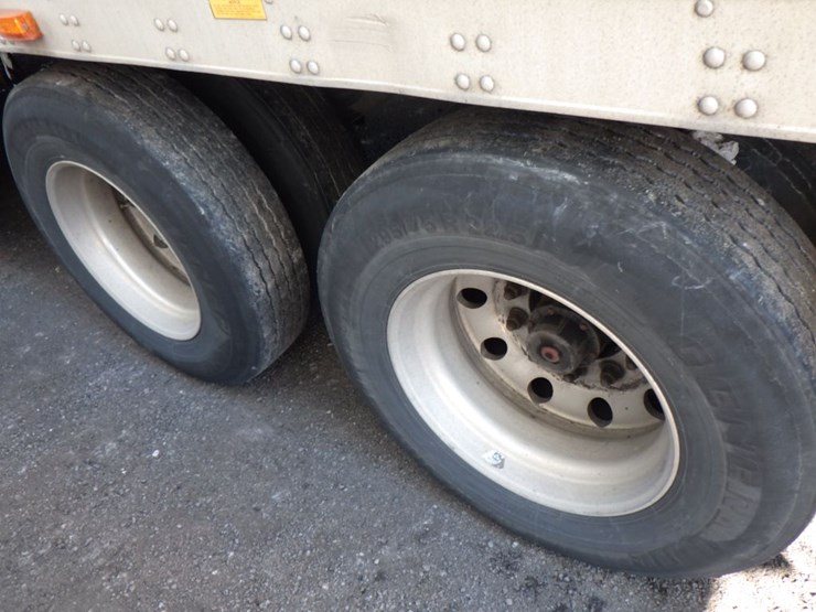 2014-utility-3000r-image-17