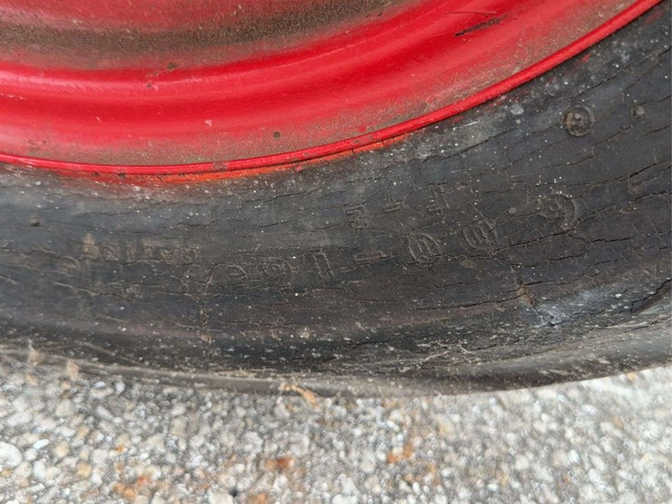 minneapolis-moline-image-37