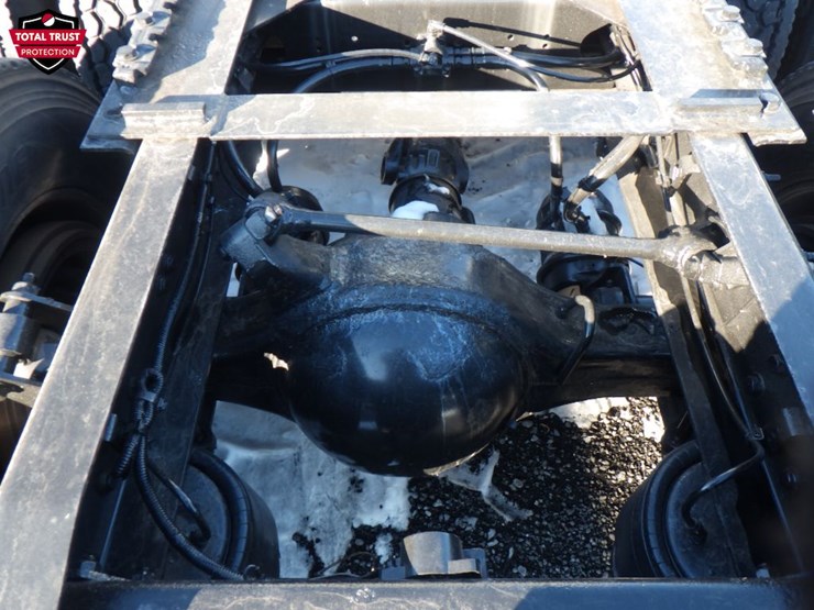 2019-freightliner-cascadia-125-image-9