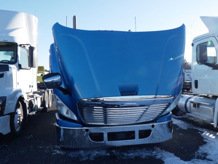 2018-freightliner-cascadia-113-image-19