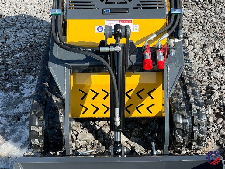 unused-2025-sdlanch-sdll60-skid-steer-loader-mini-skid-steer-image-15