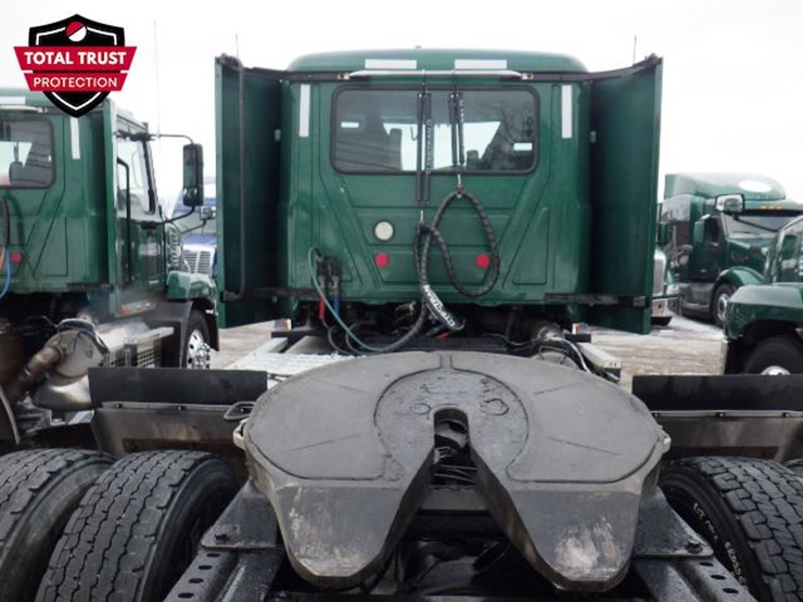 2023-mack-anthem-image-12