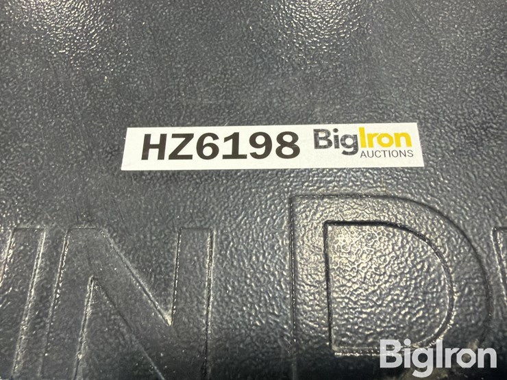 john-deere-toolbox-with-tools-image-14