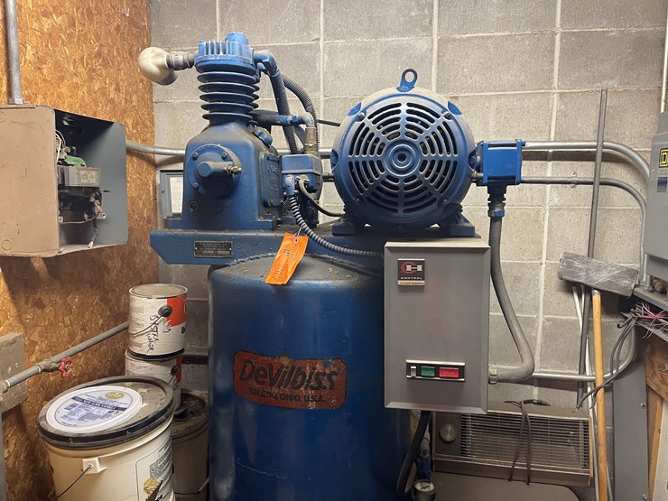 #4010-•-devilbiss-air-compressor-image-2