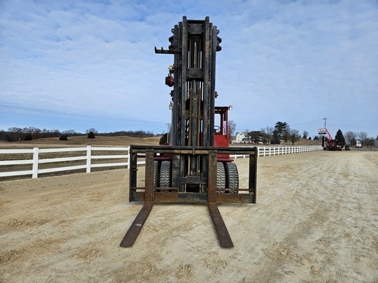 #72-•-taylor-tse-90-01-fork-lift-image-8