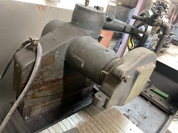 #5972-•-brown-and-sharpe-surface-grinding-machine-image-7