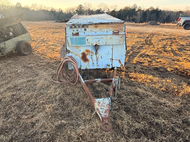 #2596-•-permavane-air-compressor-image-8