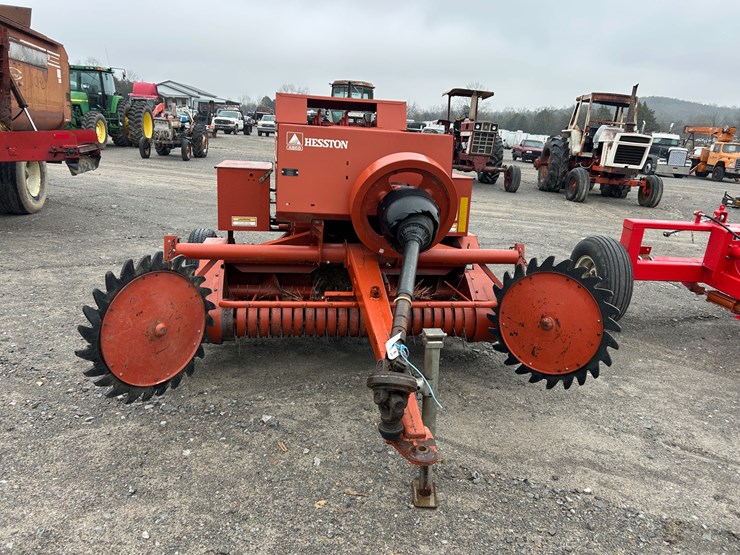 hesston-4550-image-10