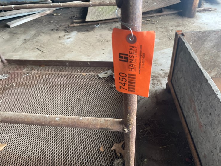 #5955-•-work-table-image-7