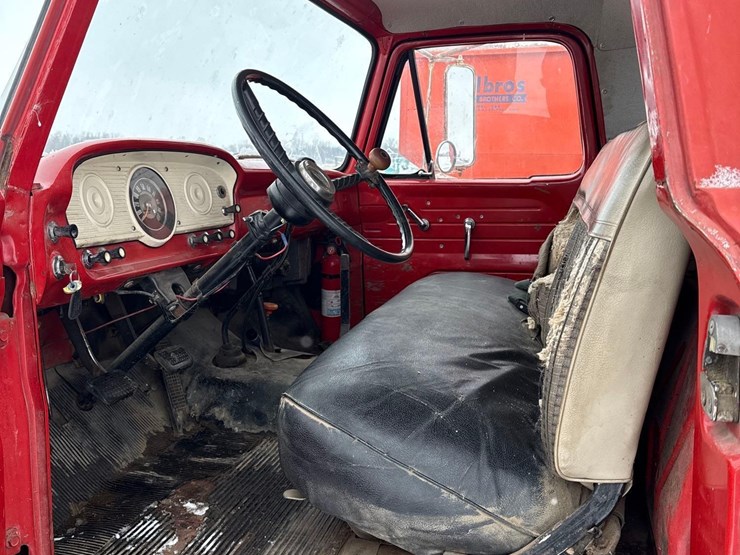 1966-ford-f600-image-12