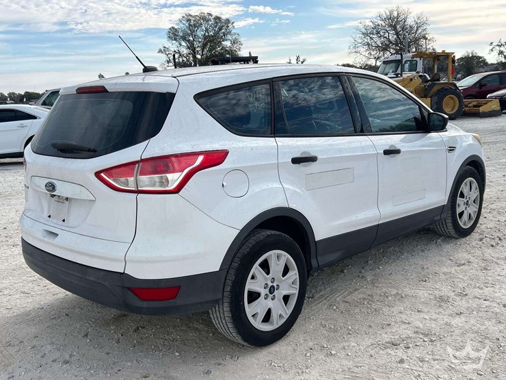 2016-ford-escape-image-3