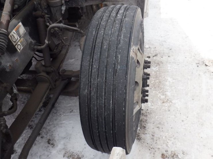 2014-peterbilt-386-image-28