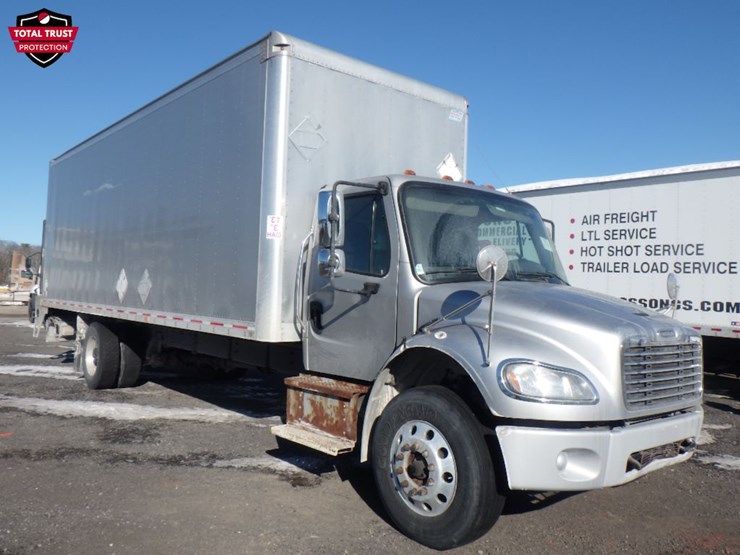 2019-freightliner-m2-106-image-3