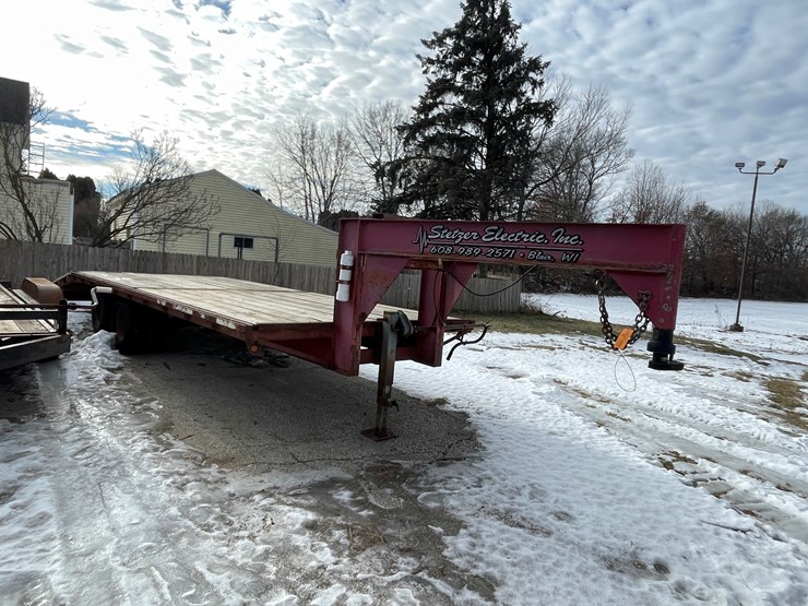 #4003-•-1997-high-view-mfg-25'-5th-wheel-flatbed-trailer-(wi-title-in-delay)-image-3