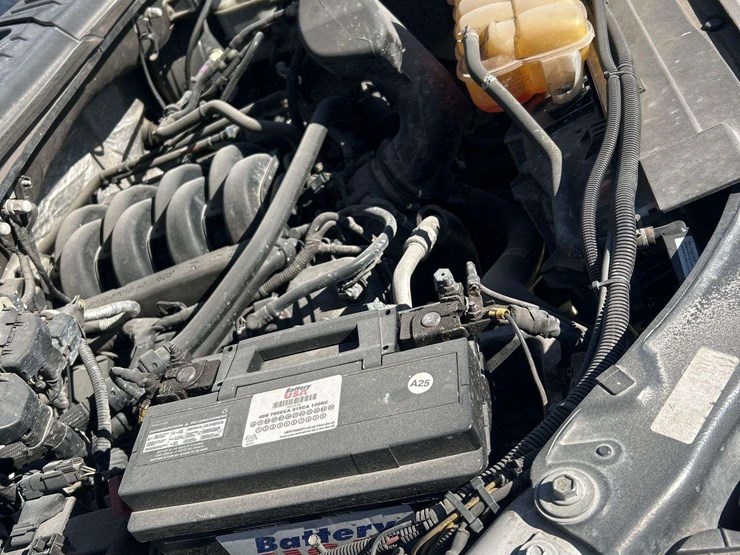 2017-ford-f150-image-8