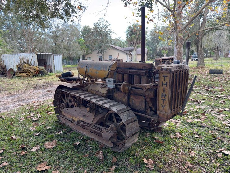 caterpillar-thirty-image-6