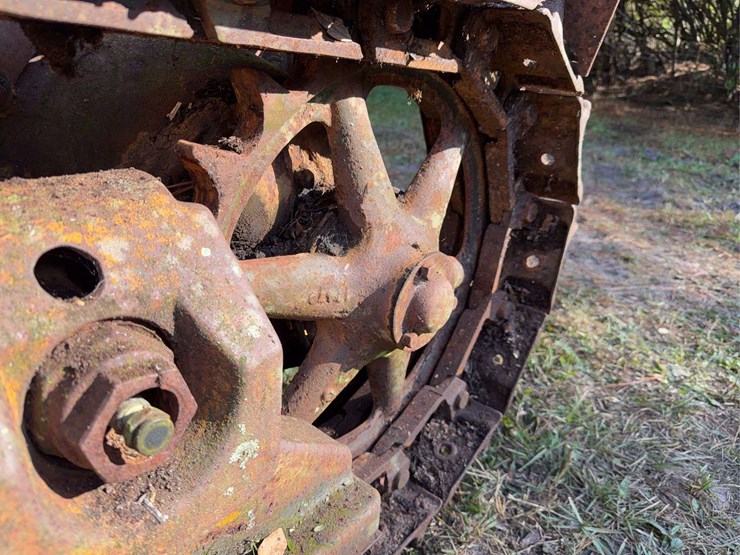 caterpillar-2-ton-image-30