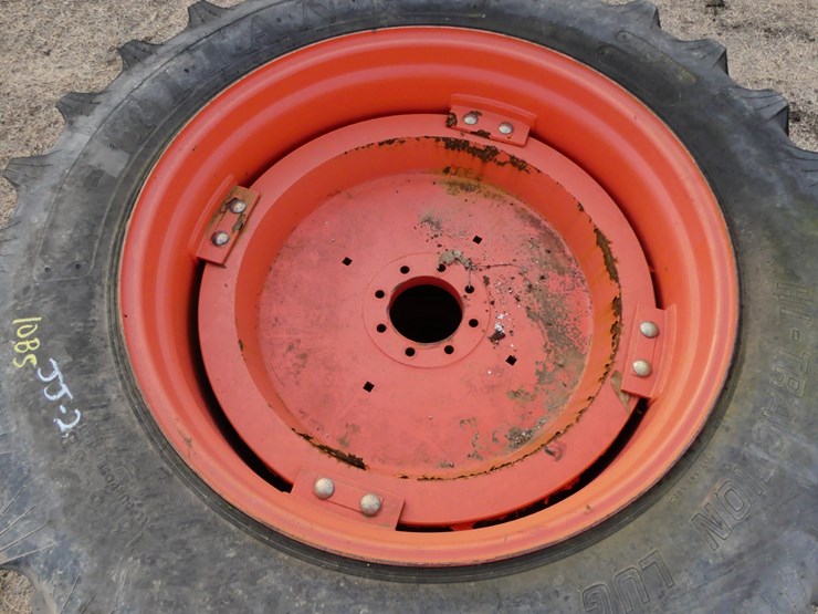 two-16.9-38-kubota-wheels-image-3