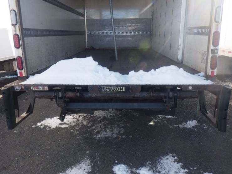 2018-hino-155-image-7