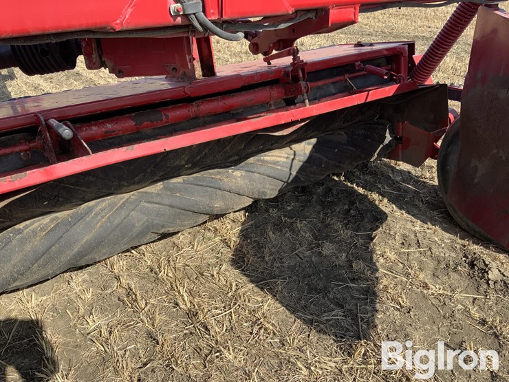 2019-new-holland-313rdb-discbine-pull-type-mower-conditioner-image-18