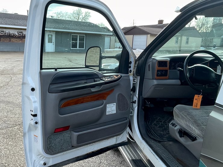 1999-ford-f350-image-27