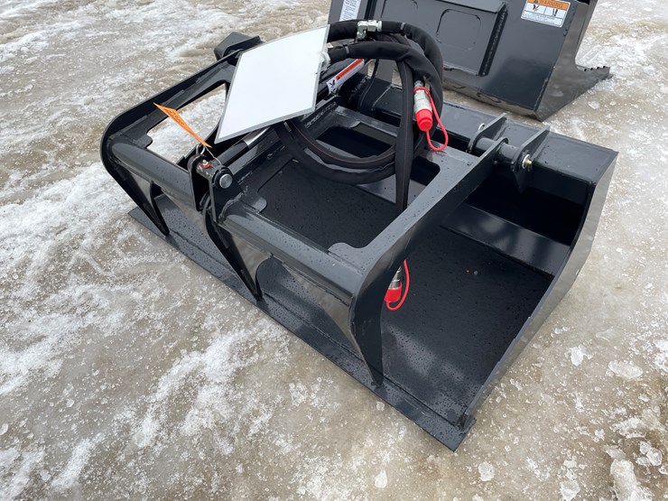 #2346-•-wolverine-mini-skid-steer-stump-grapple-image-1