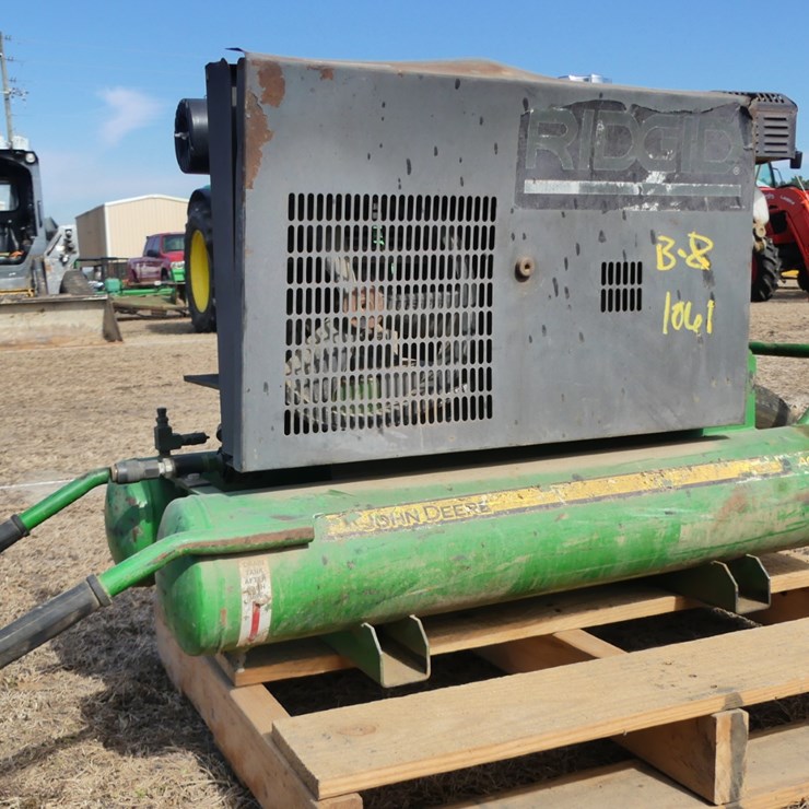 John Deere Air Compressor