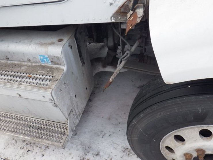 2014-peterbilt-386-image-8