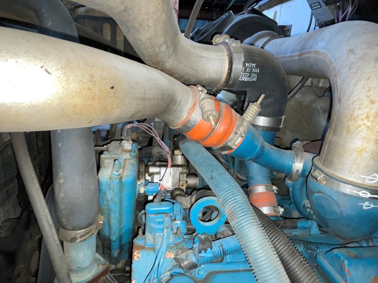 1998-international-4700-image-32